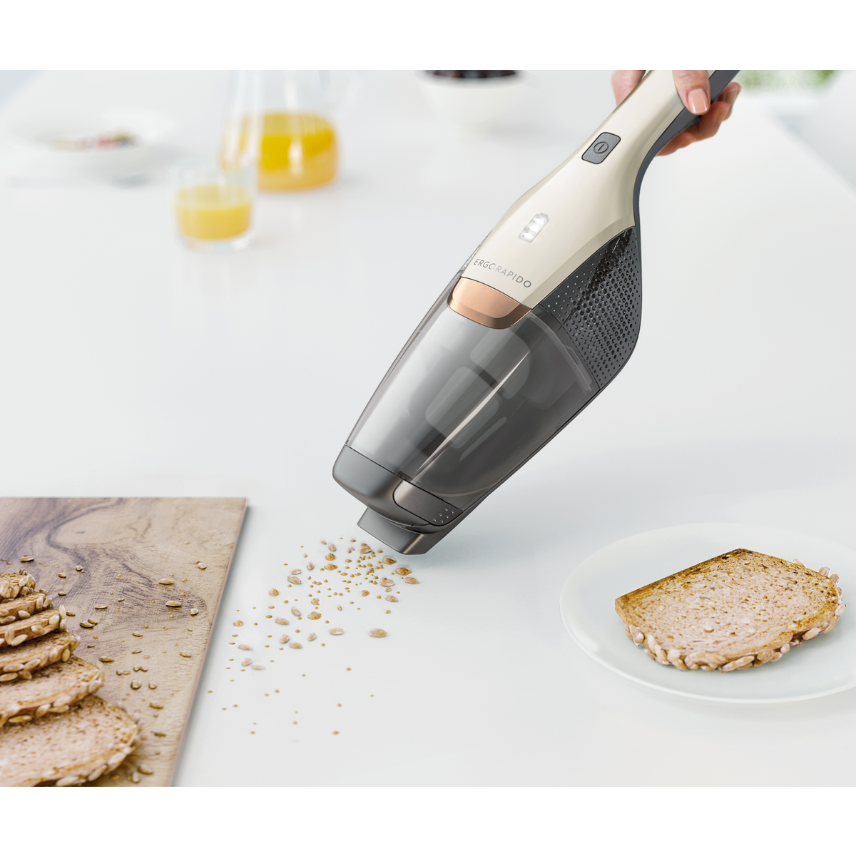 Electrolux - Tyčový vysávač - EERC75SW