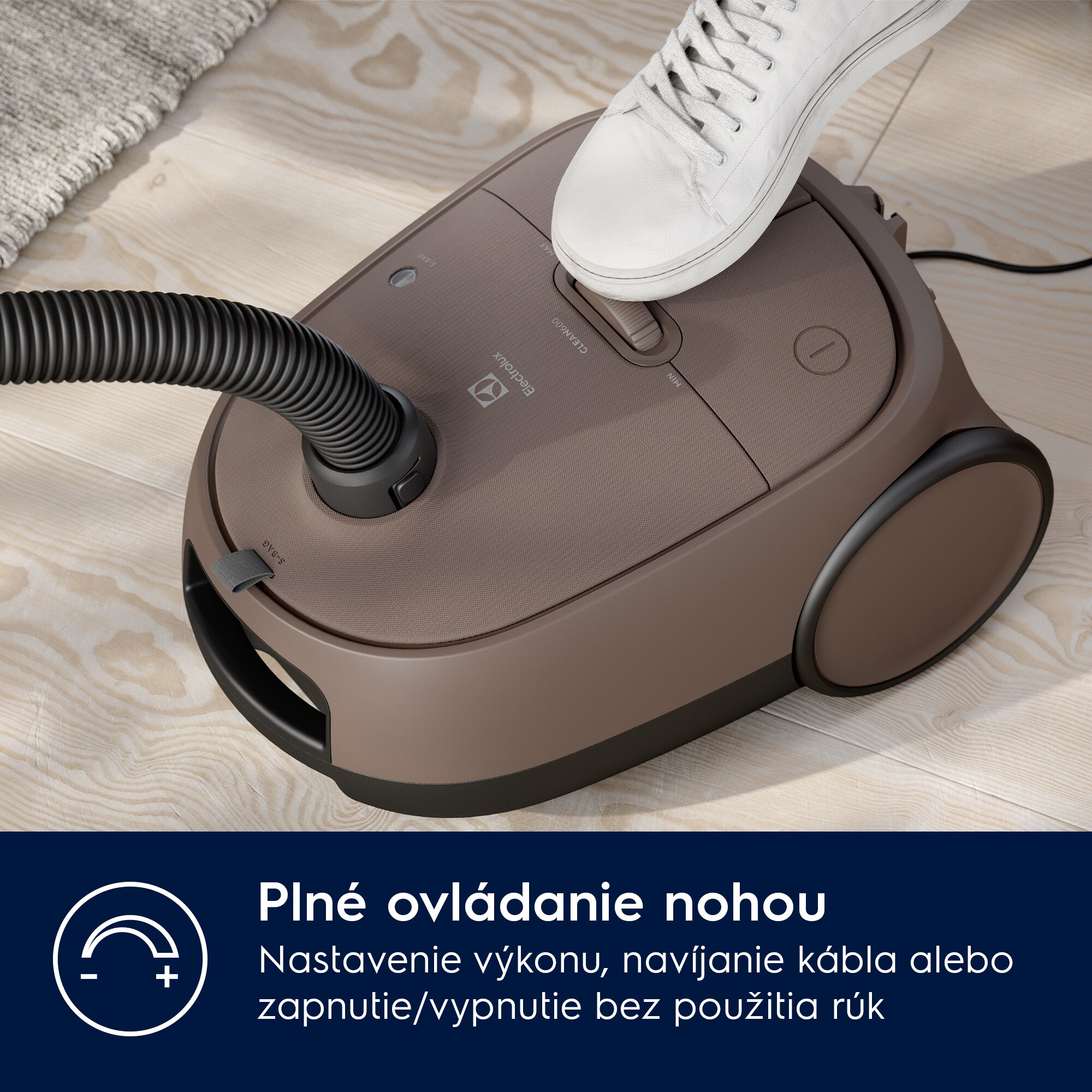 Electrolux - Vreckový vysávač - EB61C3WBL