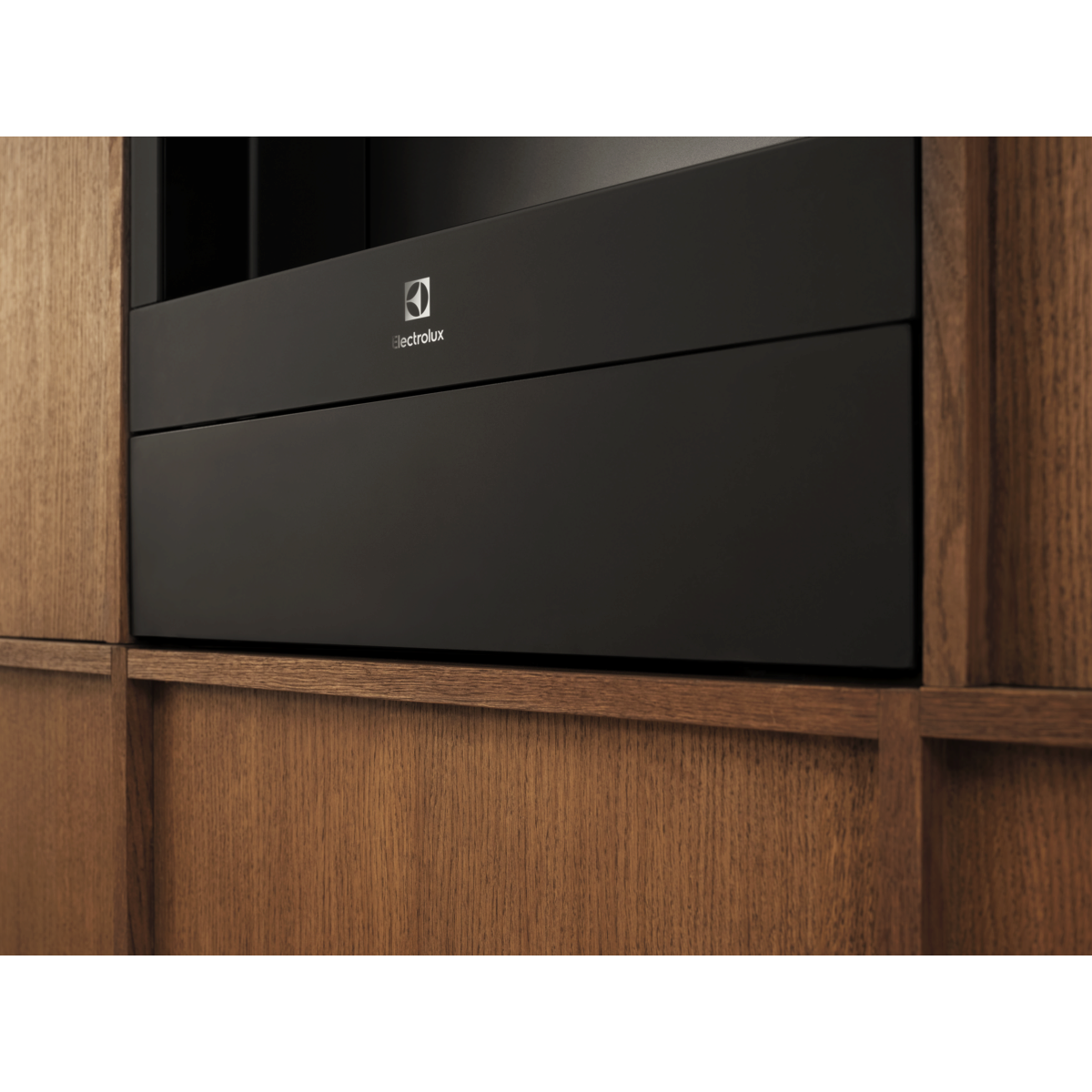 Electrolux - Ohrevná zásuvka - LBD4Z