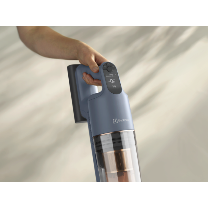  Improved pistol grip is intuitively designed for precise control