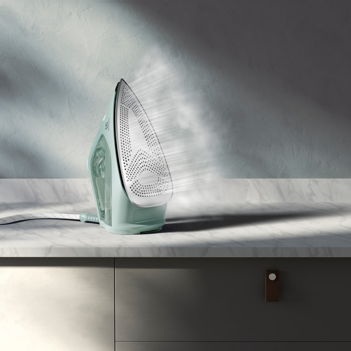 Electrolux - Žehlička - E7SI1-6LG