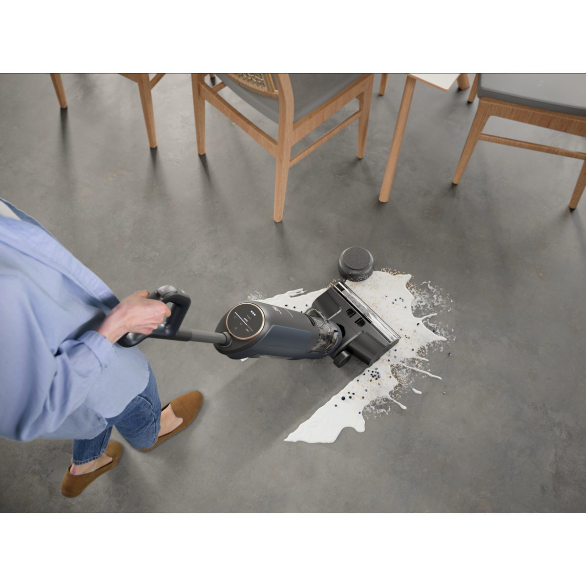 Electrolux - Tyčový vysávač Wet&Dry - EW81U3DB