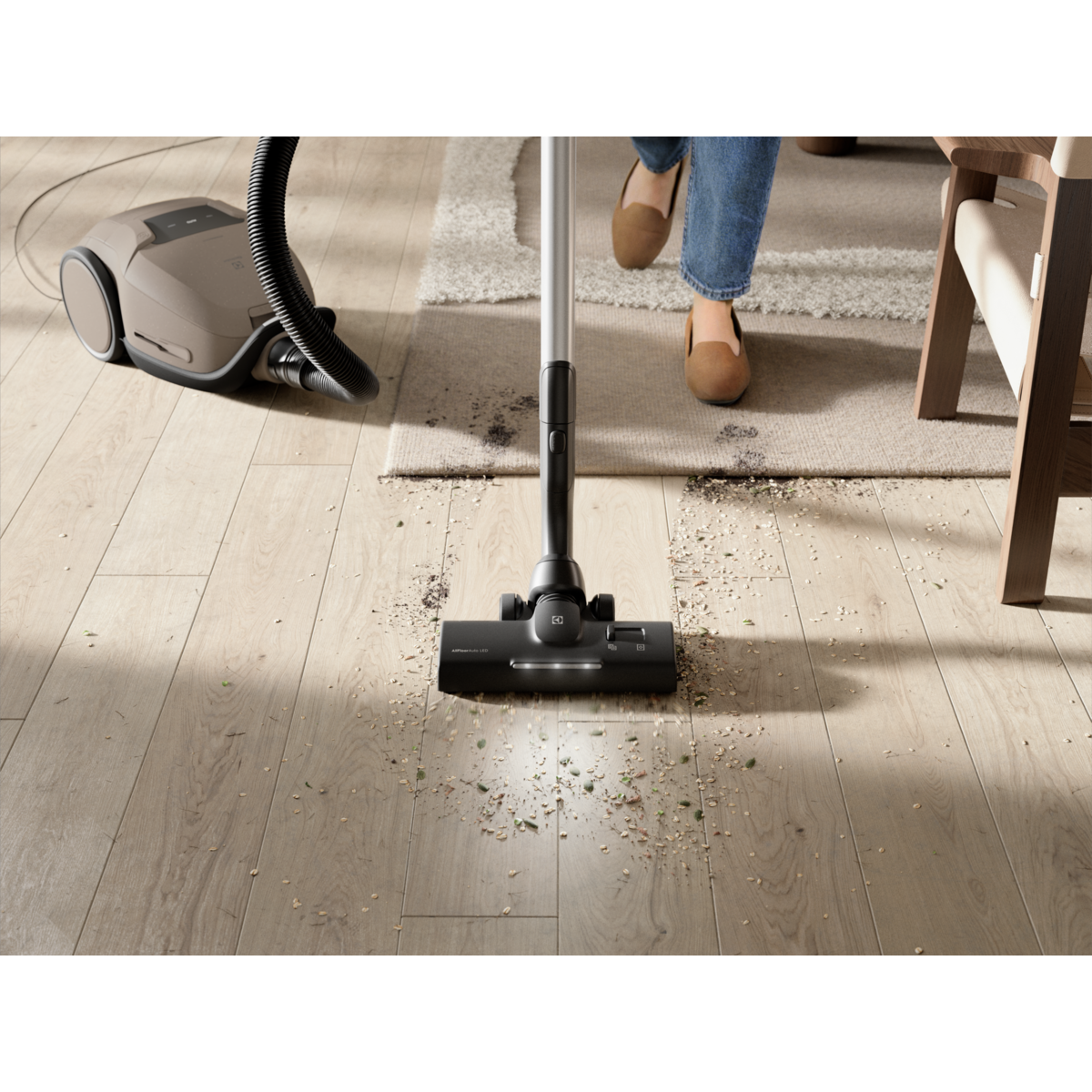 Electrolux - Vreckový vysávač - EB81U1WB