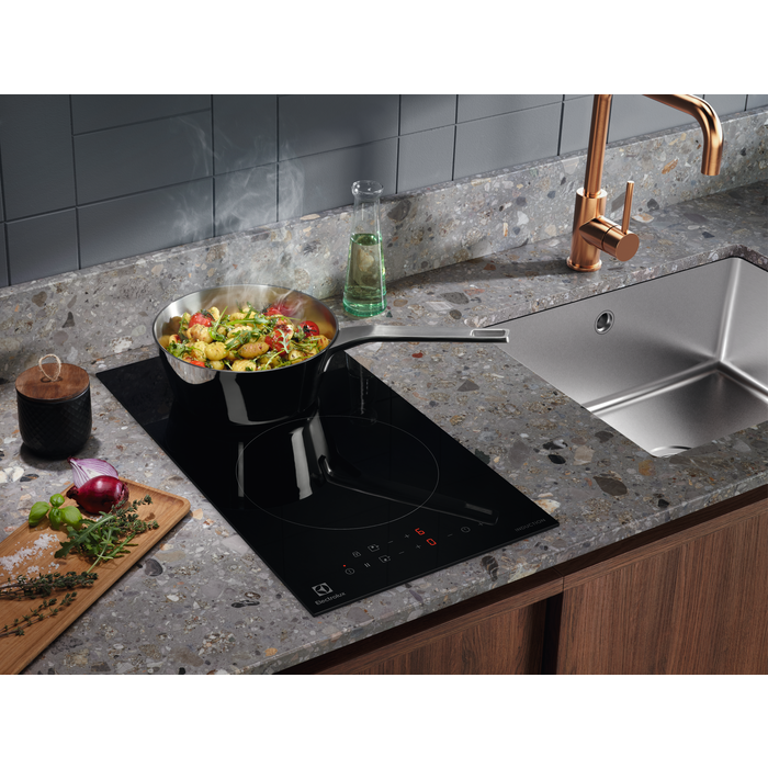 Electrolux - Indukčné varné panely - LIT30230C