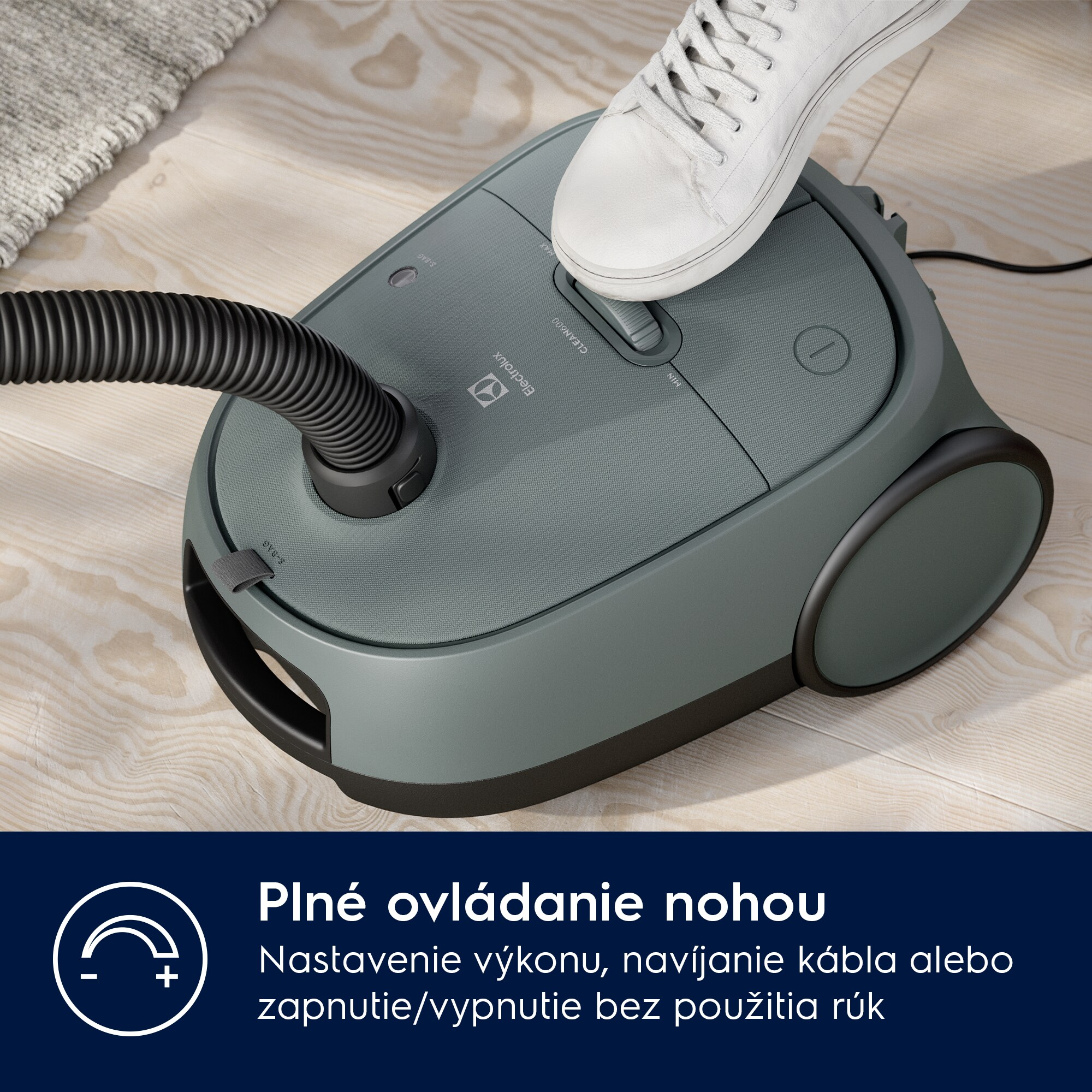 Electrolux - Vreckový vysávač - EB61C1OG