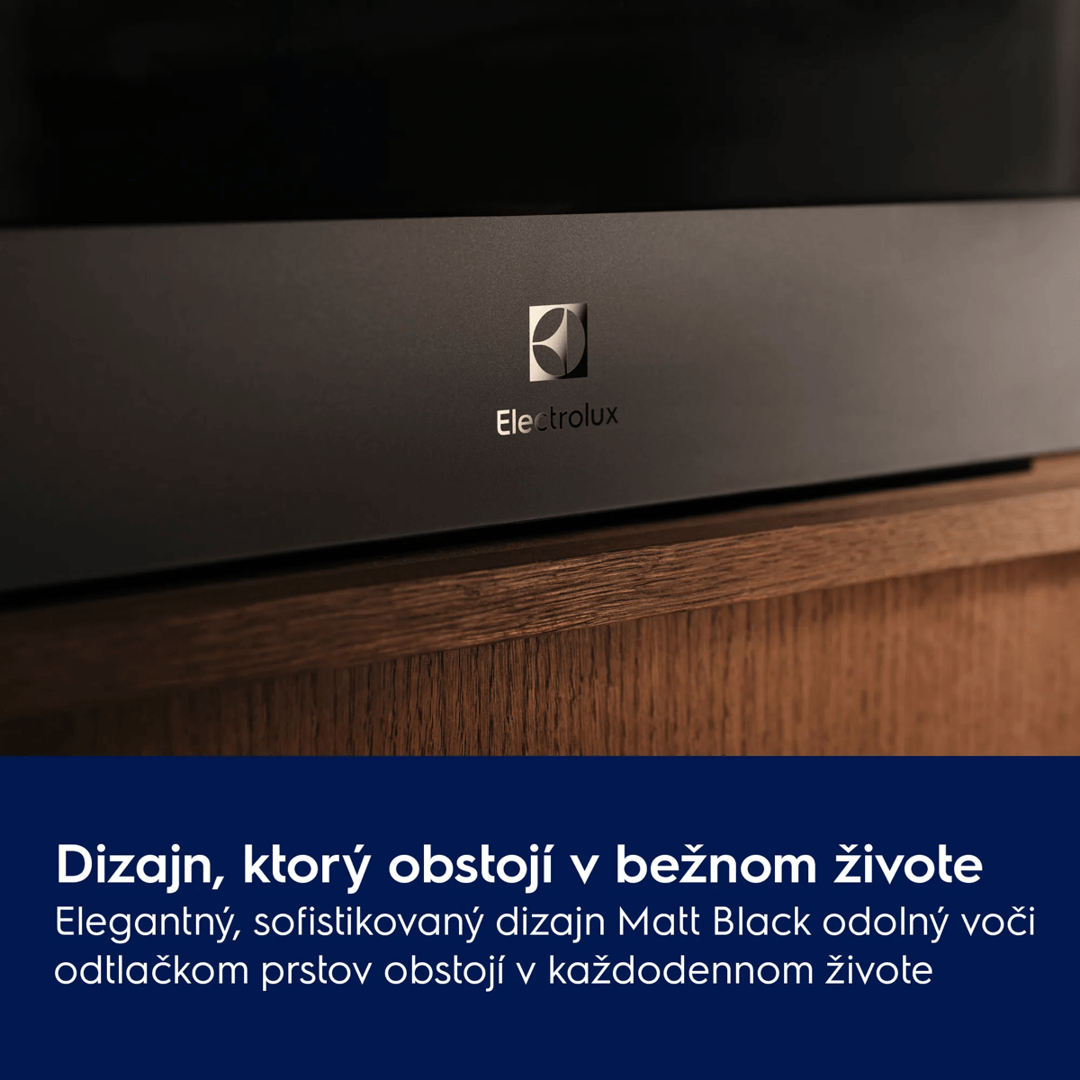 Dizajn, ktorý obstojí v bežnom živote Elegantný a premyslený čierny matný dizajn, ktorý je odolný voči odtlačkom prstov, je prispôsobený skutočnému životu.